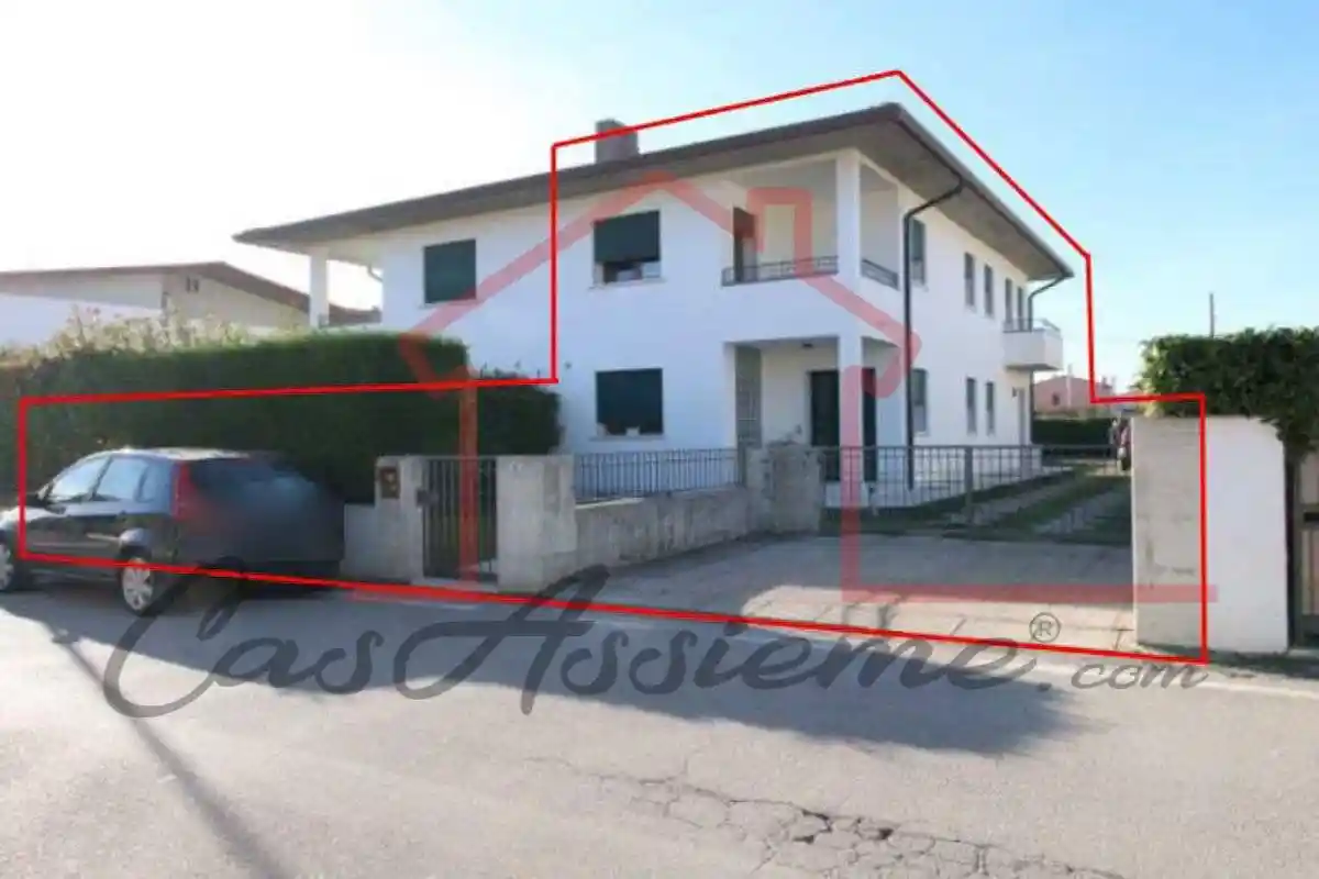 Villa in vendita a Cassola