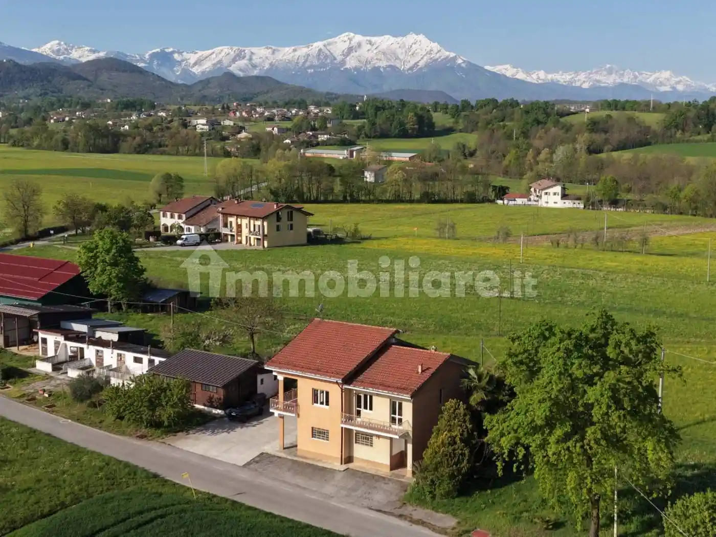 Casa indipendente in vendita a Villanova Mondovì