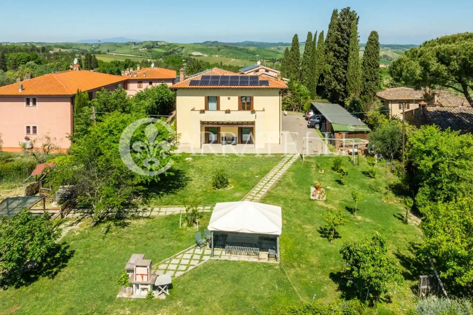 Villa in vendita a Gambassi Terme