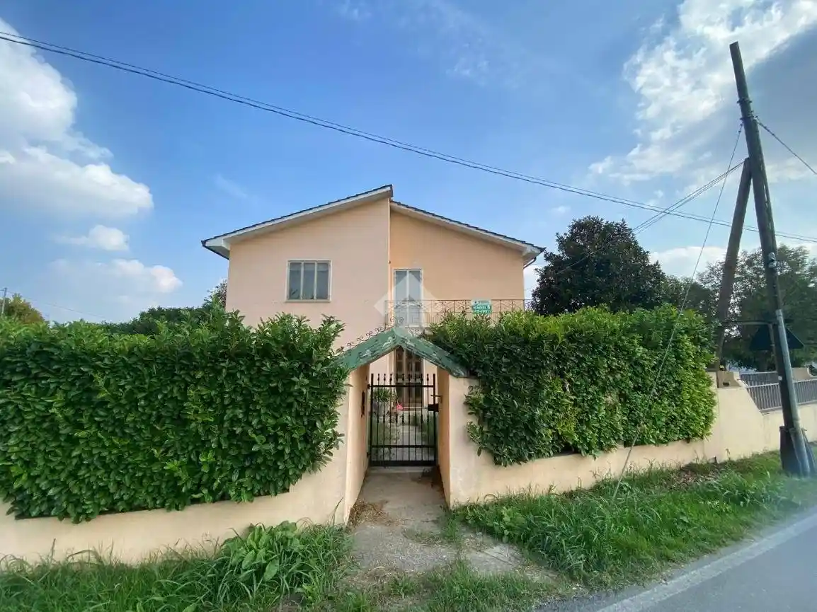 Casa indipendente in vendita a Rovigo