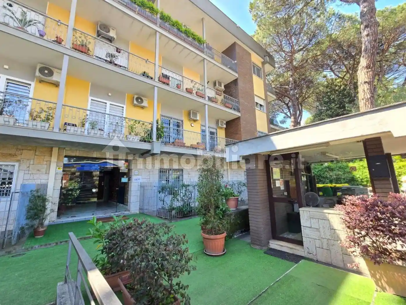 Appartamento in vendita a Napoli