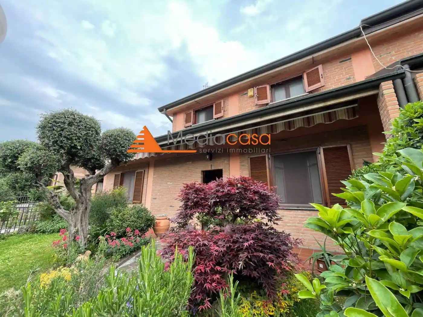Villa in vendita a Roncello