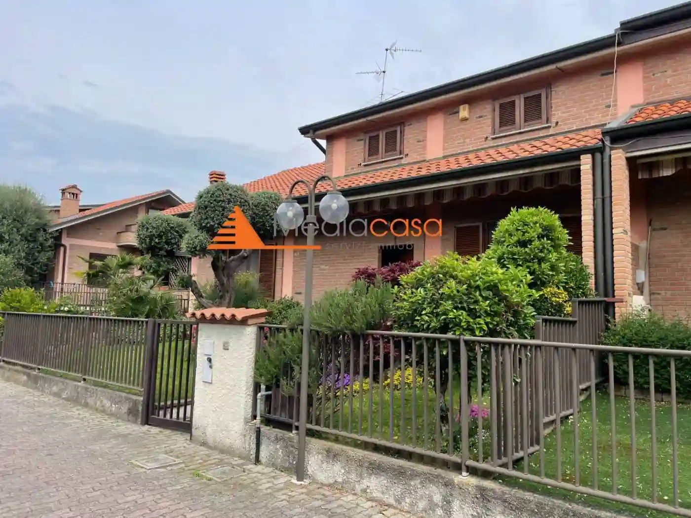 Villa - foto 2