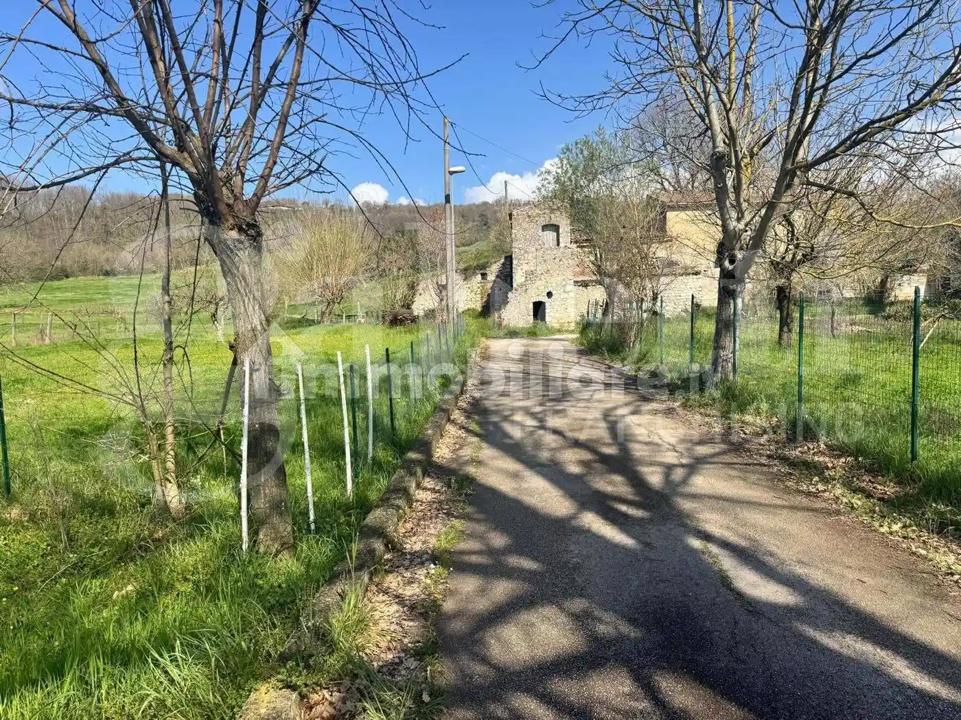Rustico - Casale in vendita a Pratella