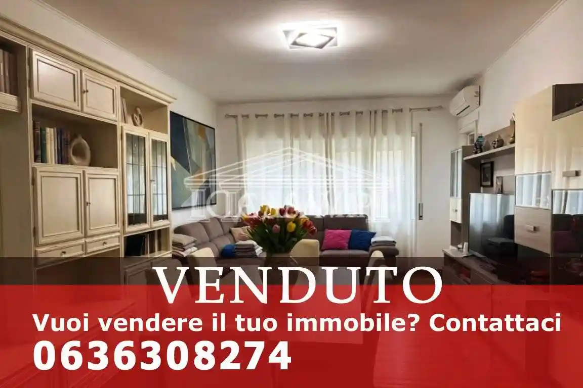 Appartamento in vendita a Roma