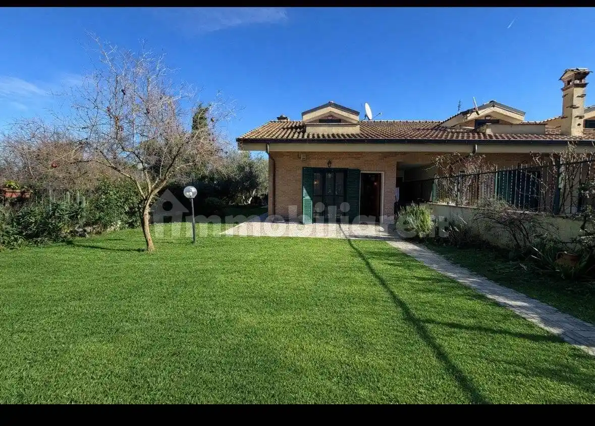 Villa in vendita a Rocca di Papa