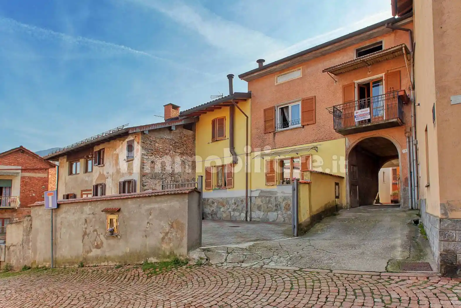 Appartamento in vendita a Cuasso al Monte