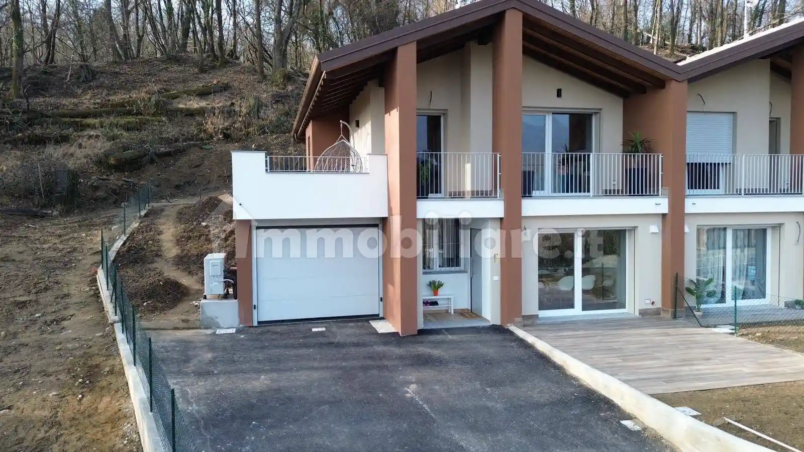 Villa in vendita a Lavena Ponte Tresa