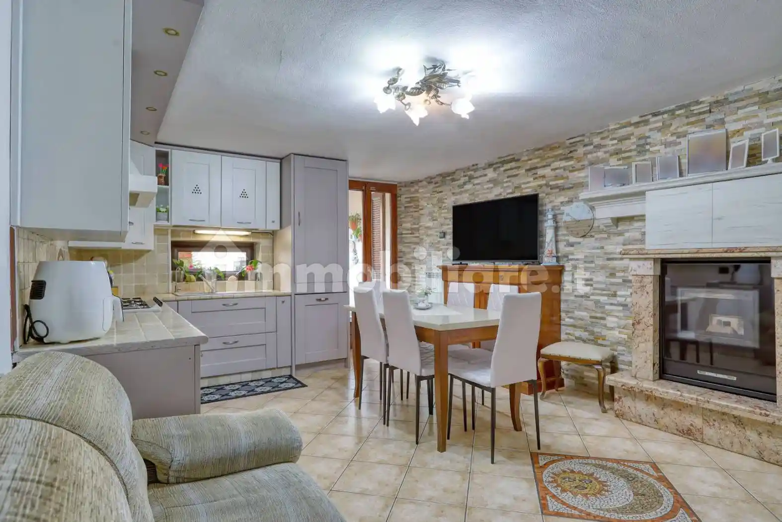 Appartamento in vendita a Lavena Ponte Tresa