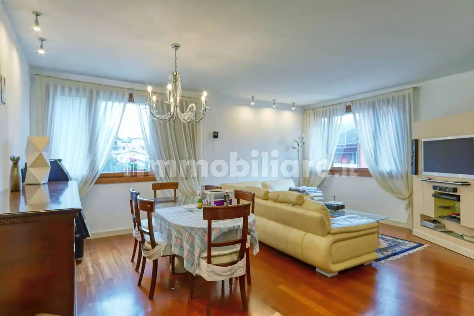 Appartamento in vendita a Porto Ceresio