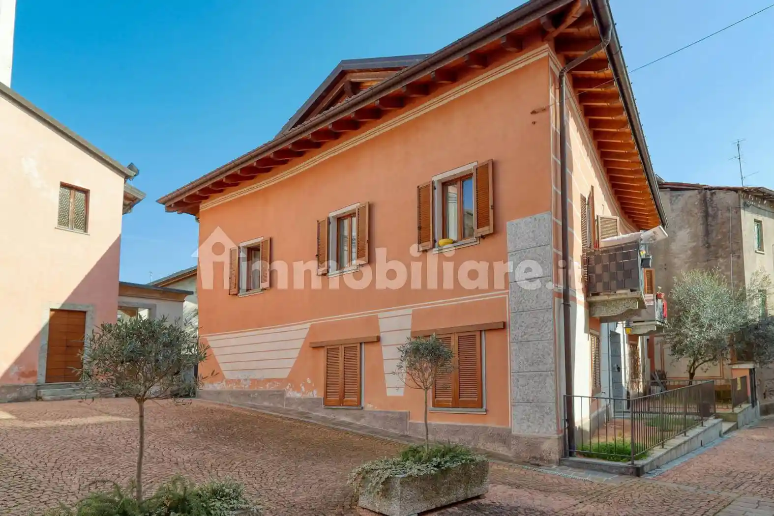 Appartamento in vendita a Ferrera di Varese