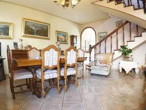 Villa in vendita a Massa