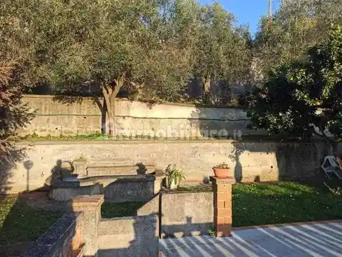 Villa in vendita a Massa