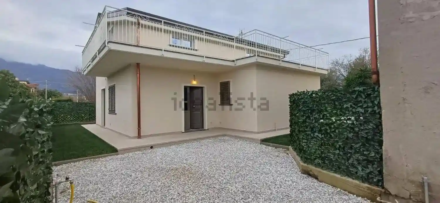 Villa in vendita a Massa
