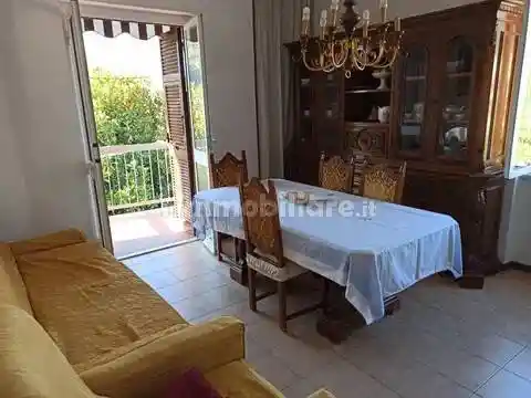 Appartamento in vendita a Massa