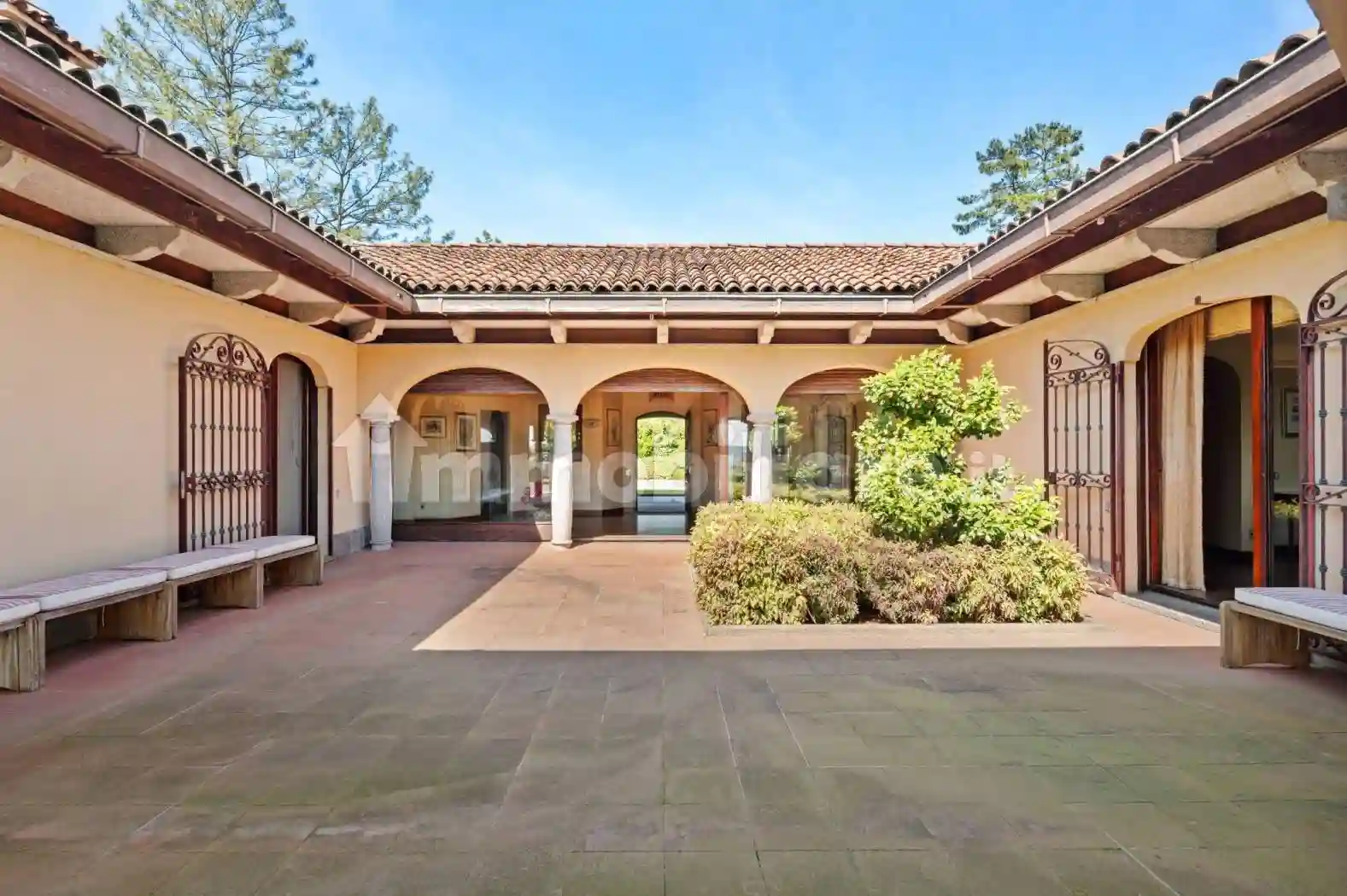 Villa - foto 2