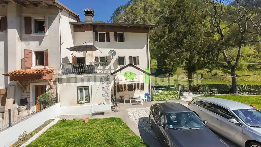 Villetta a schiera in vendita a Barcis