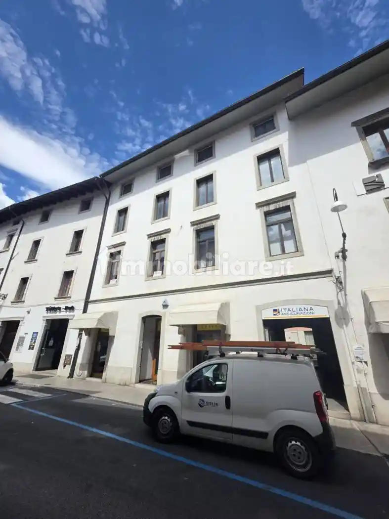Appartamento in vendita a Tolmezzo