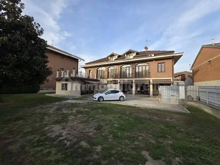 Villa in vendita a Nichelino