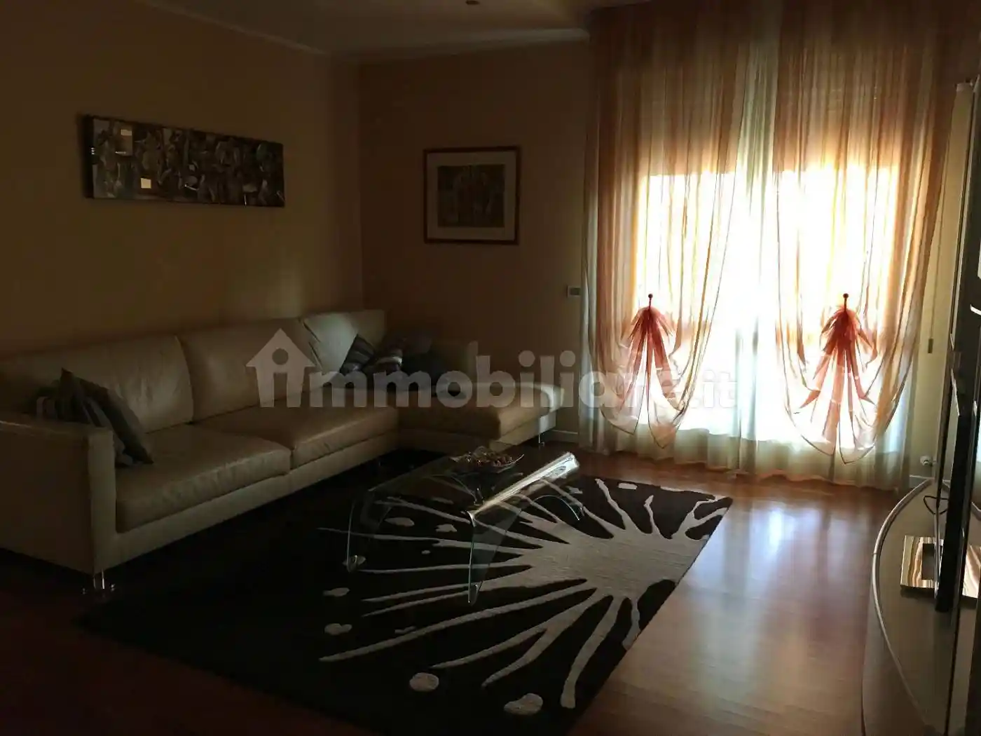 Appartamento in vendita a Piacenza