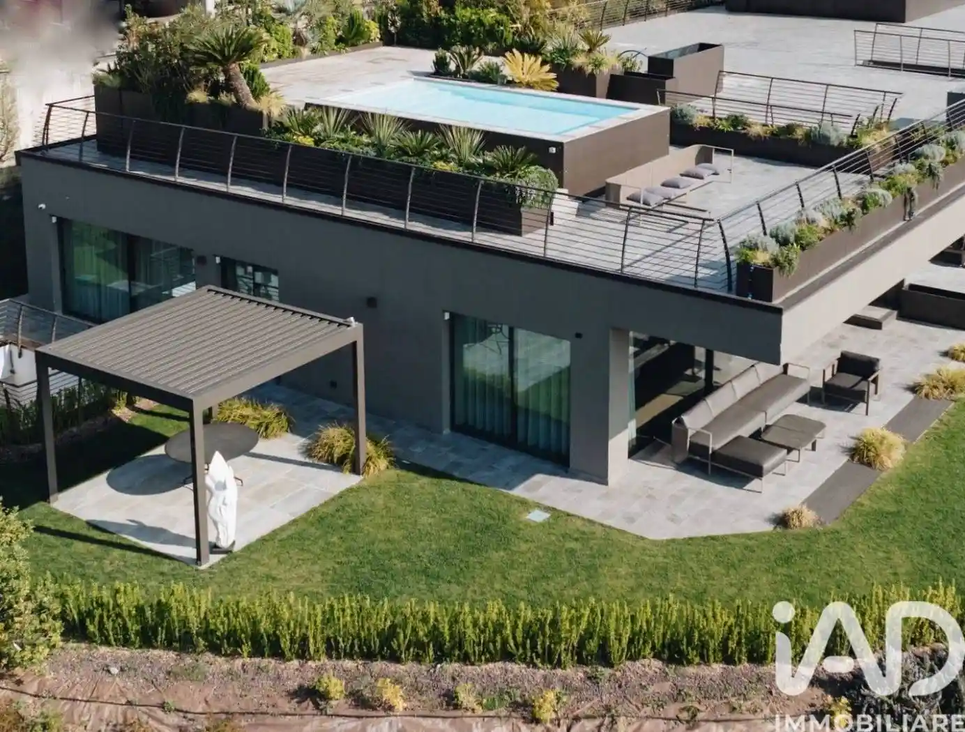 Villa in vendita a Padenghe sul Garda