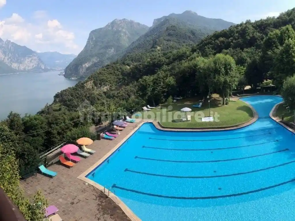 Appartamento in vendita a Valbrona