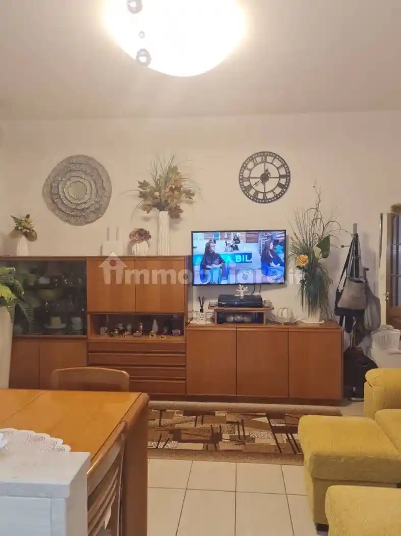 Appartamento in vendita a Riva del Po