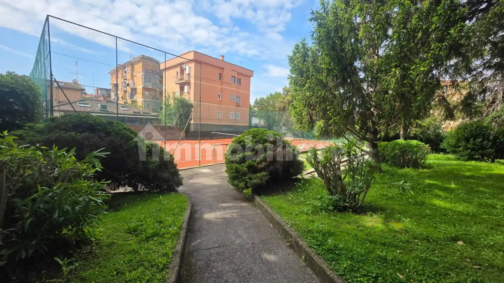 Appartamento in vendita a Roma