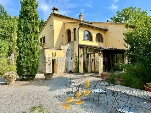 Rustico - Casale in vendita a Sarteano