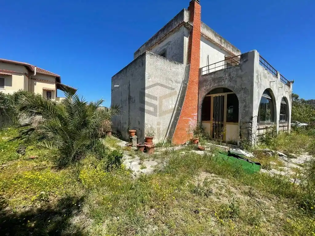 Villa in vendita a Castel Volturno