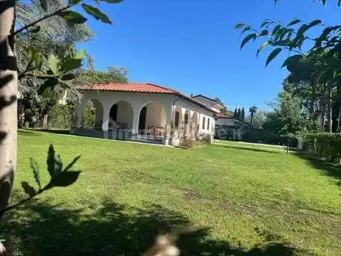 Villa in affitto a Forte dei Marmi