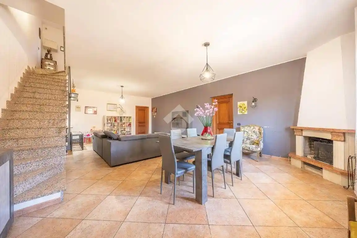 Villa in vendita a Guidonia Montecelio