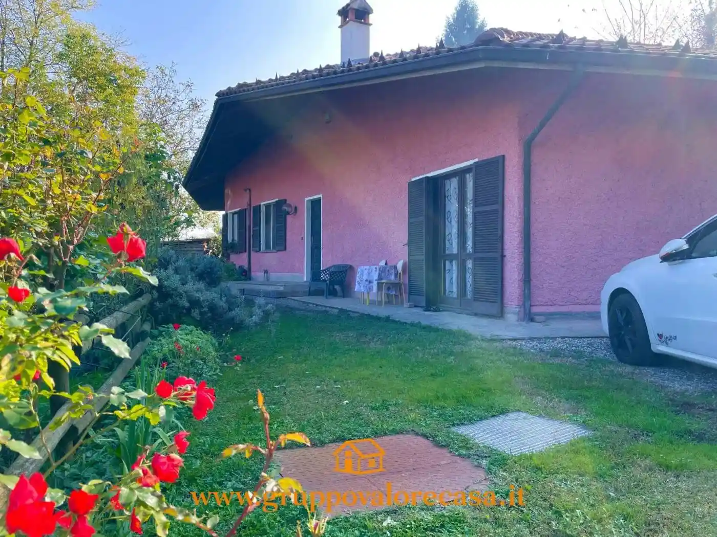 Villa in vendita a Mombaruzzo