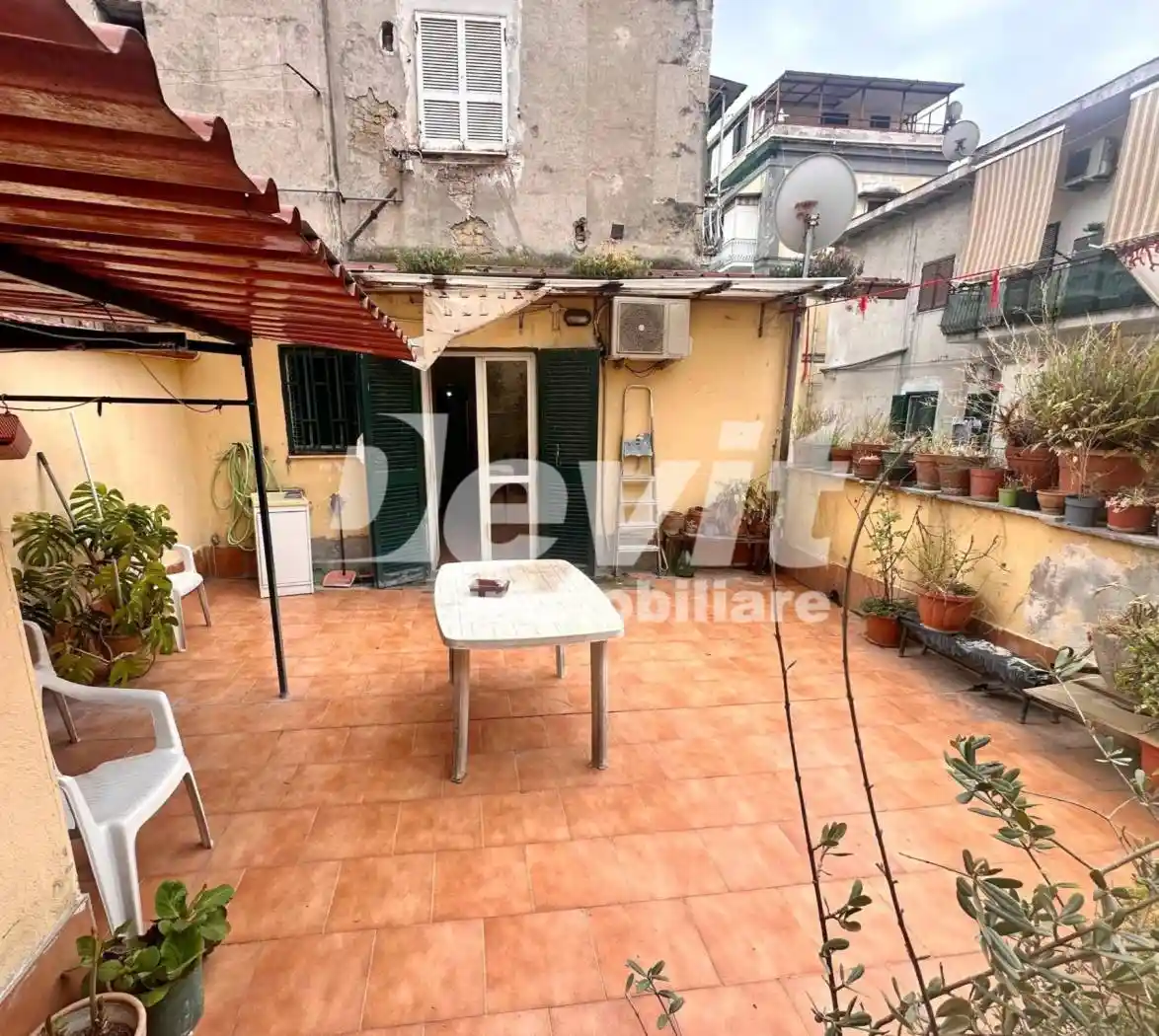 Appartamento in vendita a Napoli