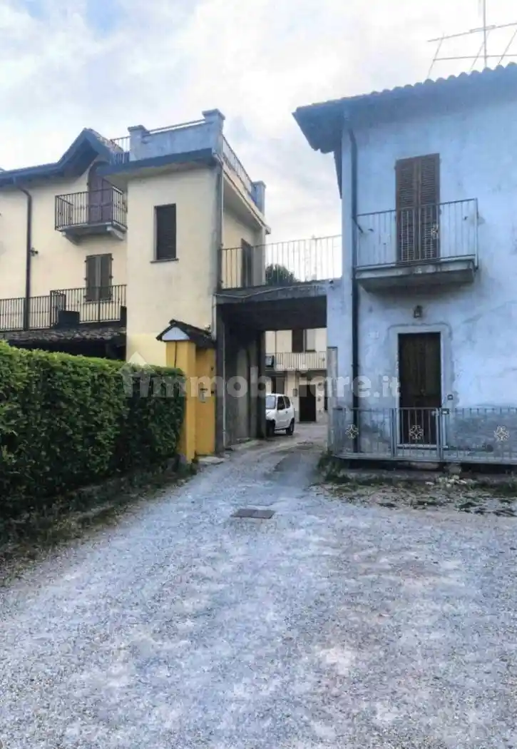 Appartamento in vendita a Albavilla