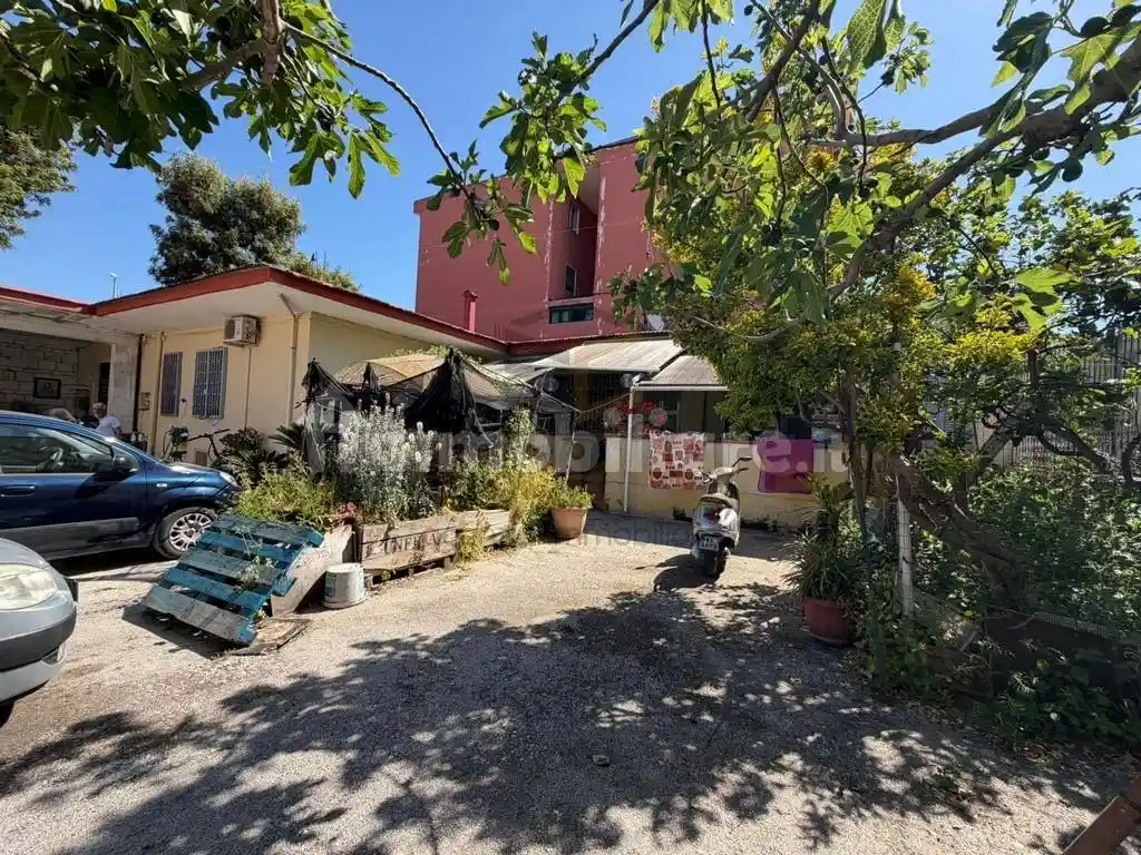 Villa in vendita a Giugliano in Campania