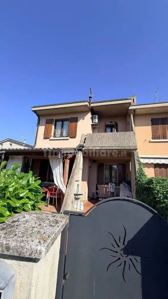 Villetta a schiera in vendita a Cologne
