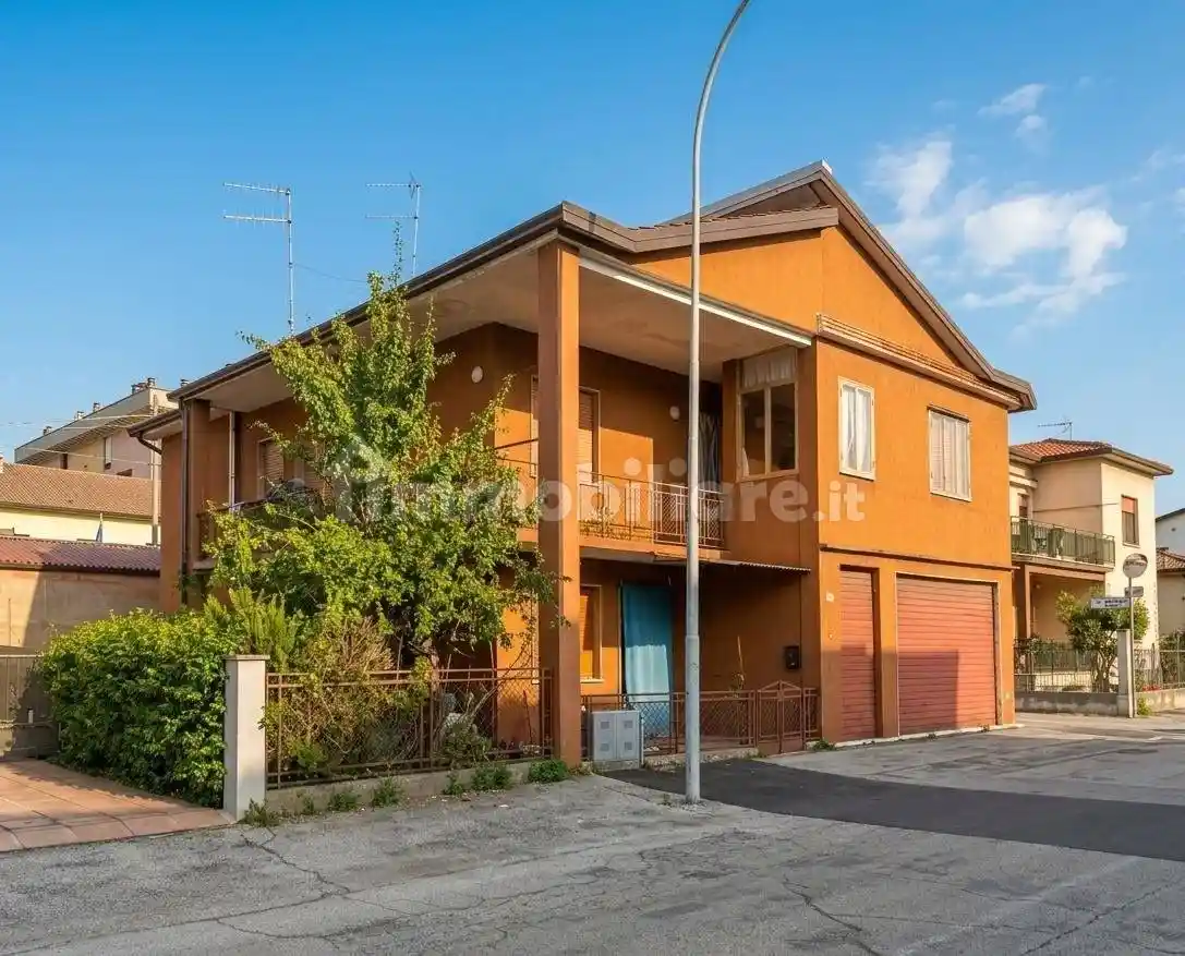 Villa in vendita a Montecchio Maggiore