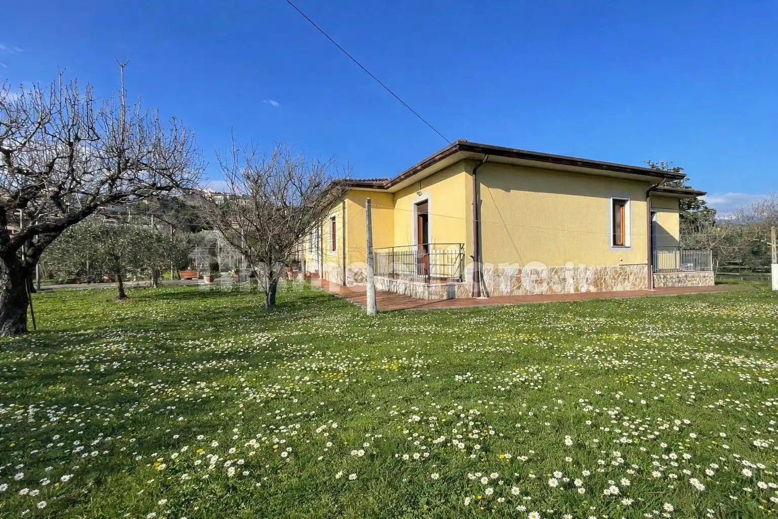 Casa indipendente in vendita a Castelliri
