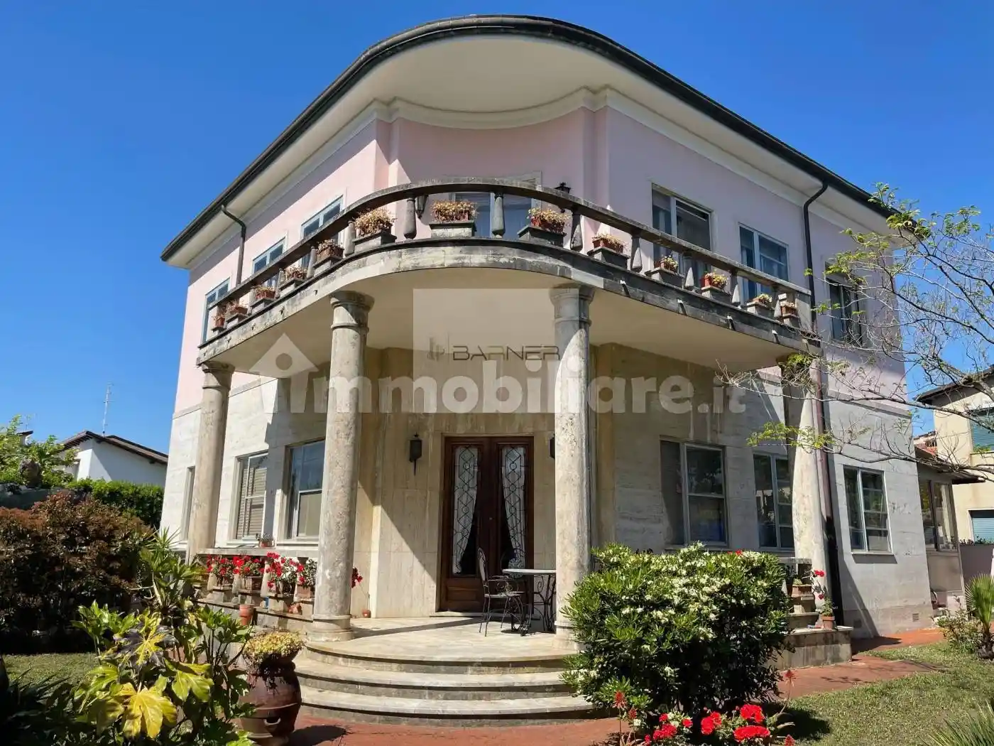 Villa in vendita a Camaiore