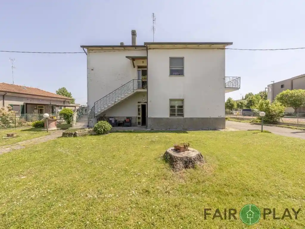 Appartamento in vendita a Forlì