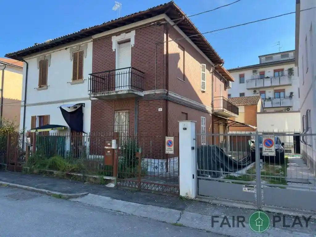 Villa in vendita a Forlì