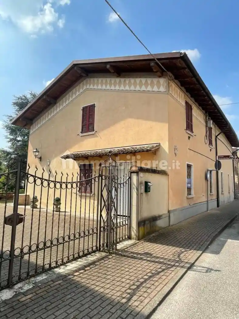 Casa indipendente in vendita a Gambara