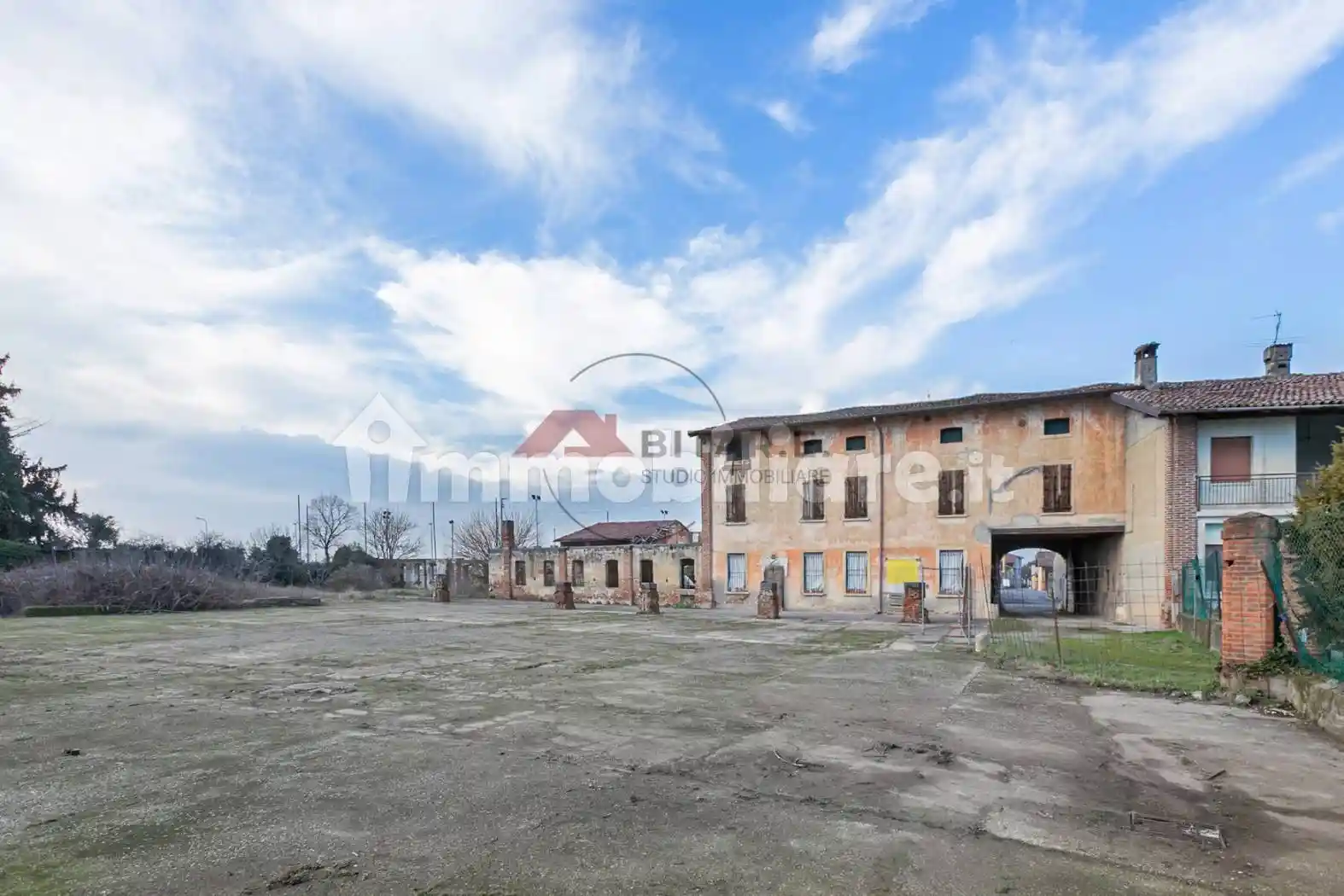 Rustico - Casale in vendita a Longhena