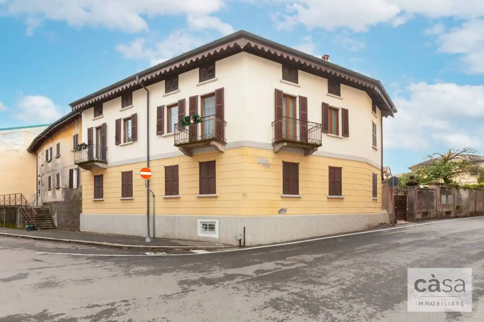 Appartamento in vendita a Vedano Olona