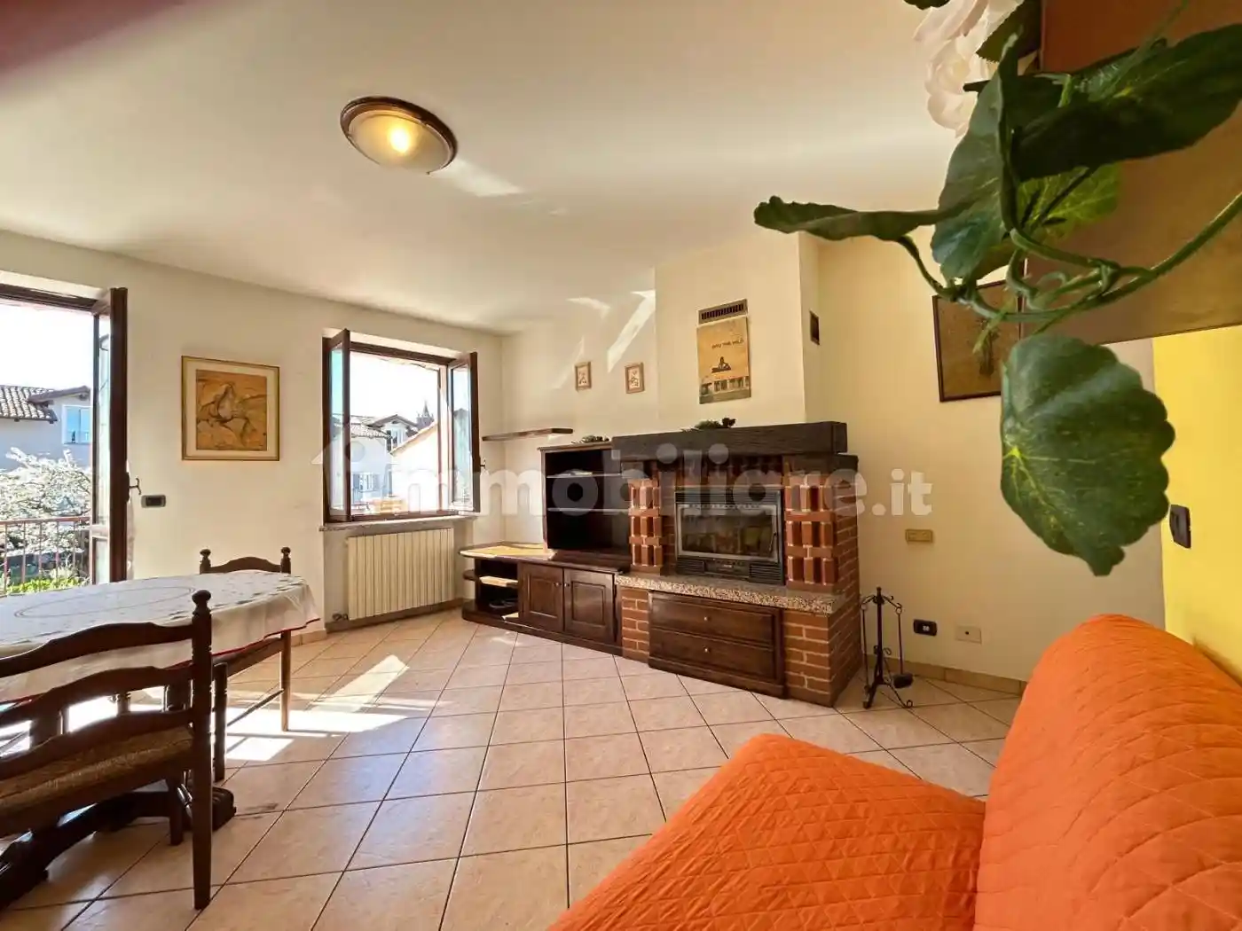 Casa indipendente in vendita a Bra