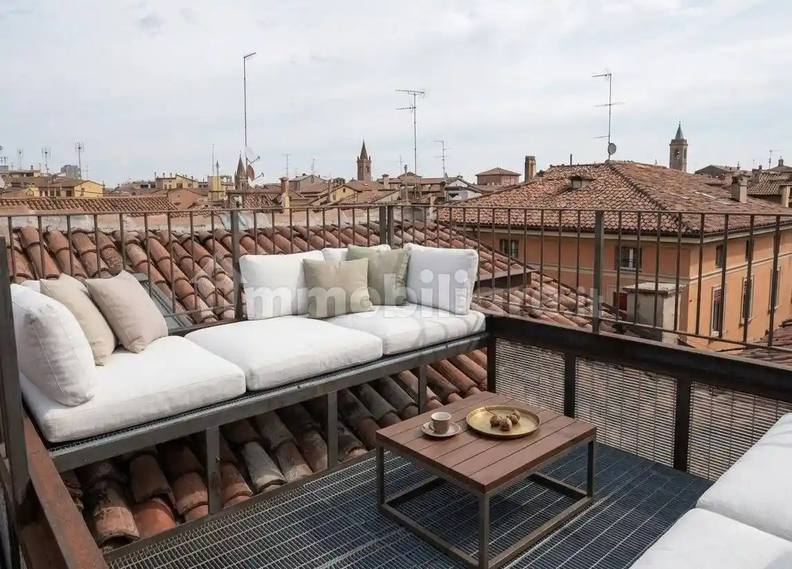 Appartamento in vendita a Bologna