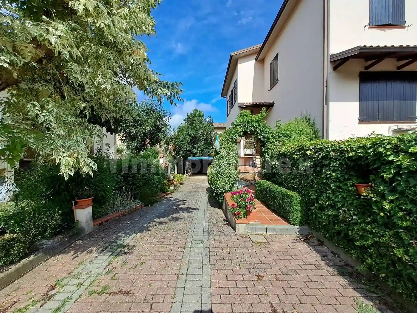 Villetta a schiera - foto 2