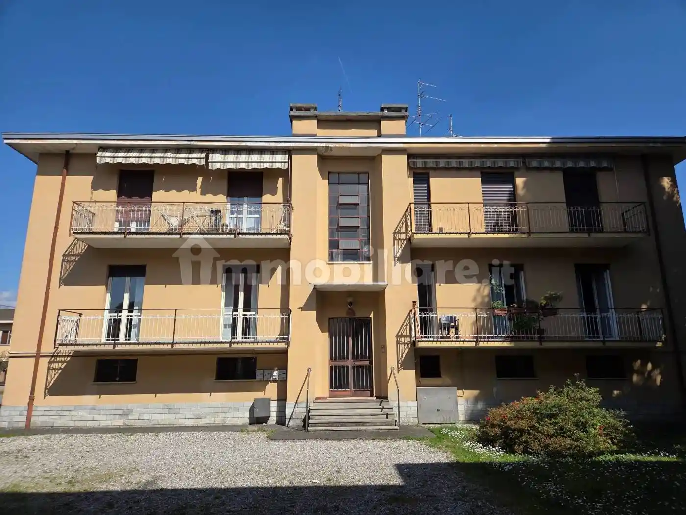 Appartamento in vendita a Albizzate