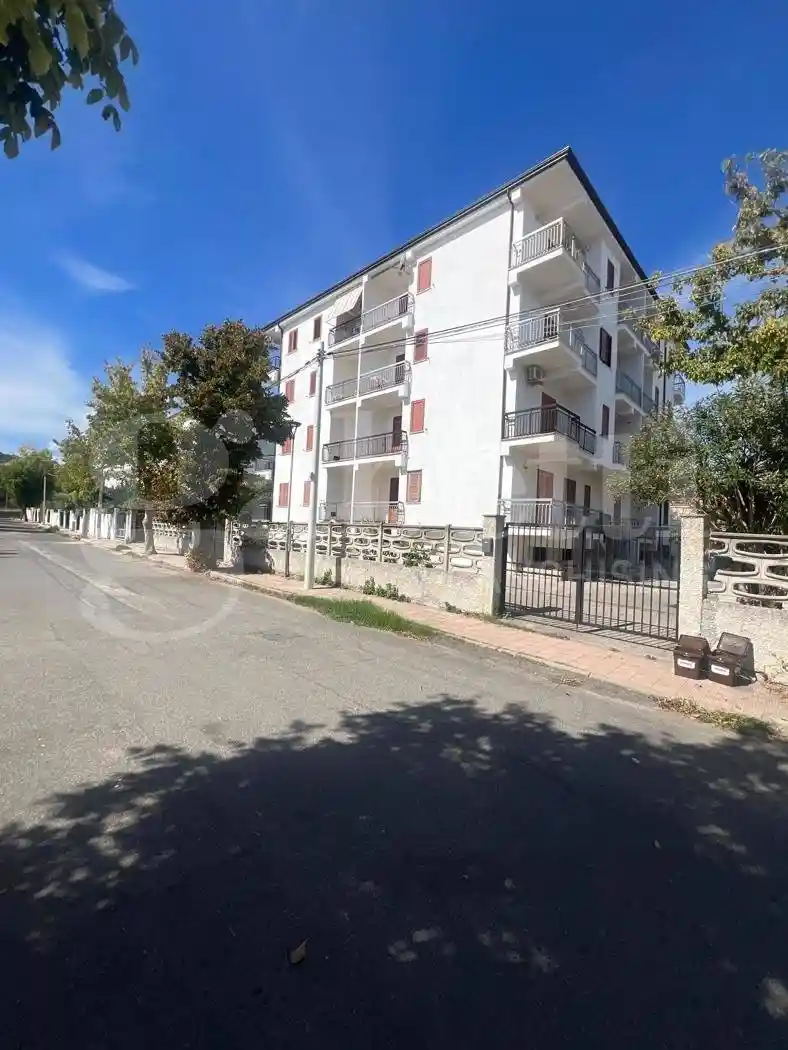 Appartamento in vendita a Pietrapaola